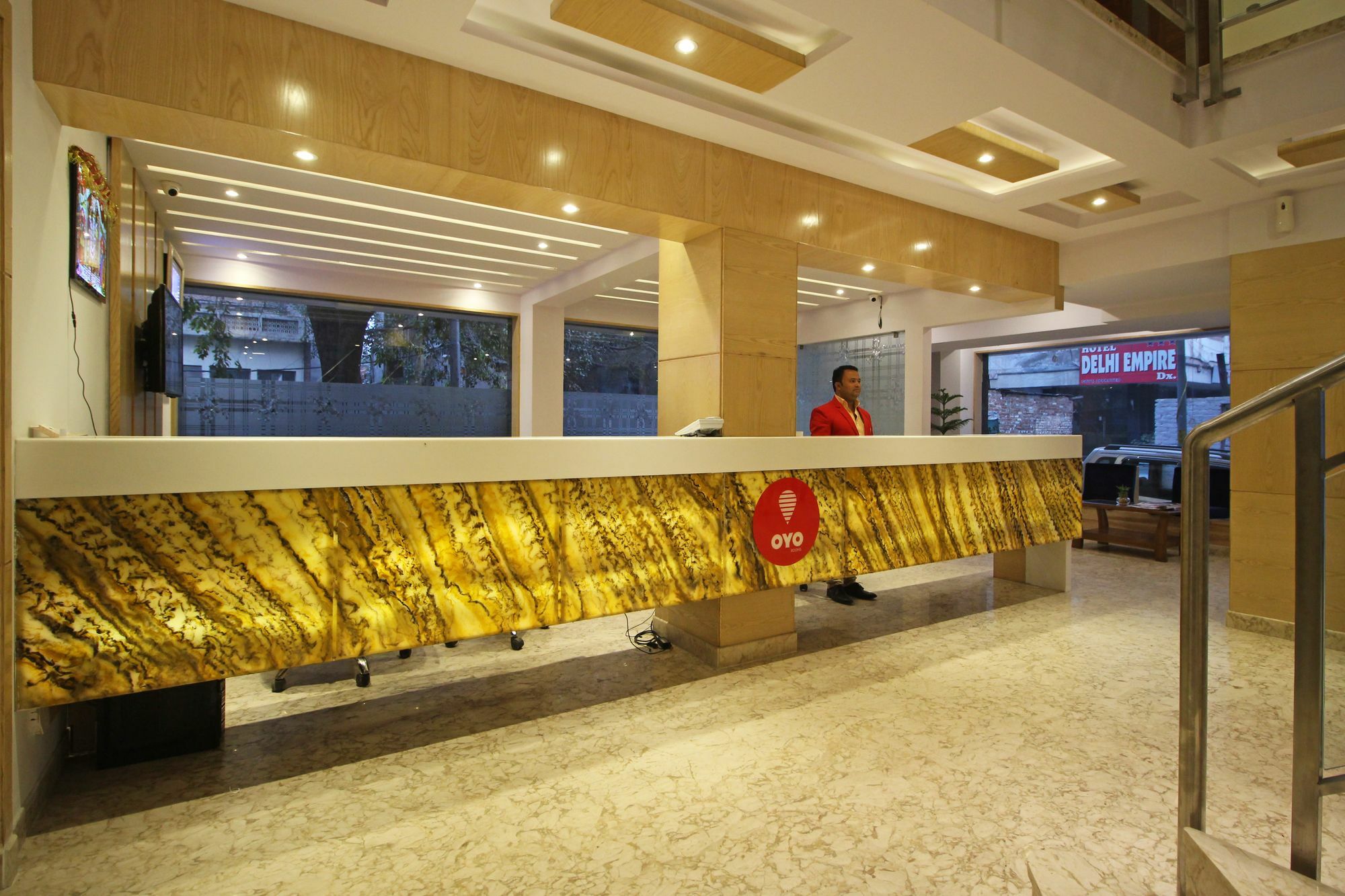 The Shanti Plaza - New Delhi Bagian luar foto
